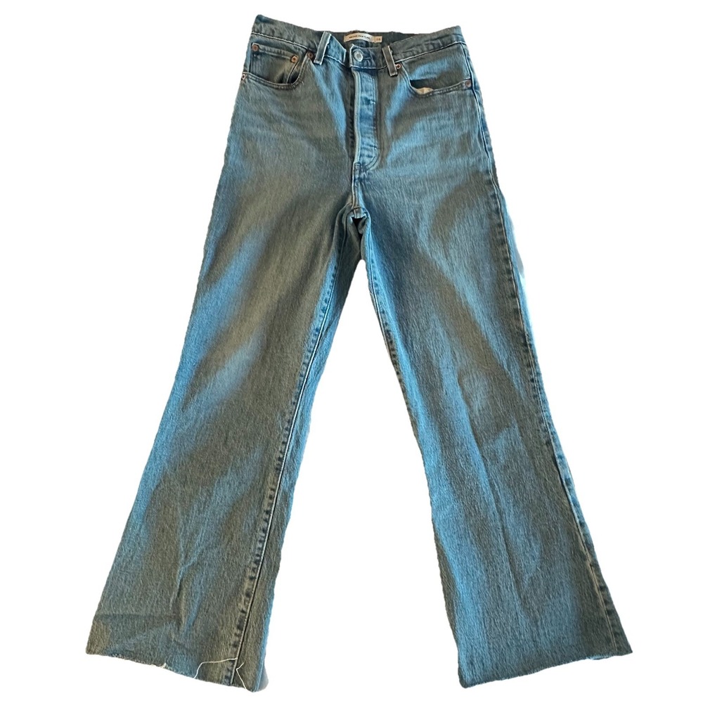 Levis Jeans Womens 28 Ribcage Crop Flare Fray Hem Button Fly Denim Wide Leg Bell